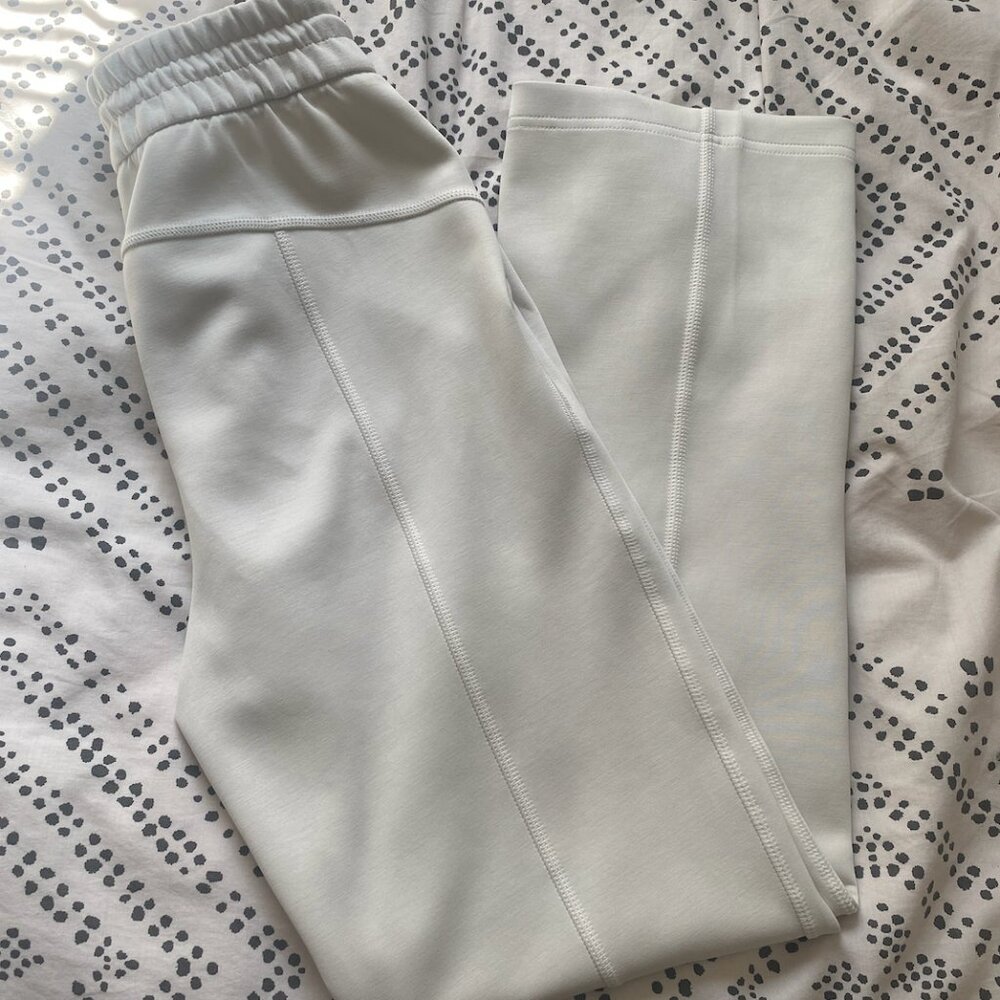 Lululemon Softstreme High-Rise Pant Regular